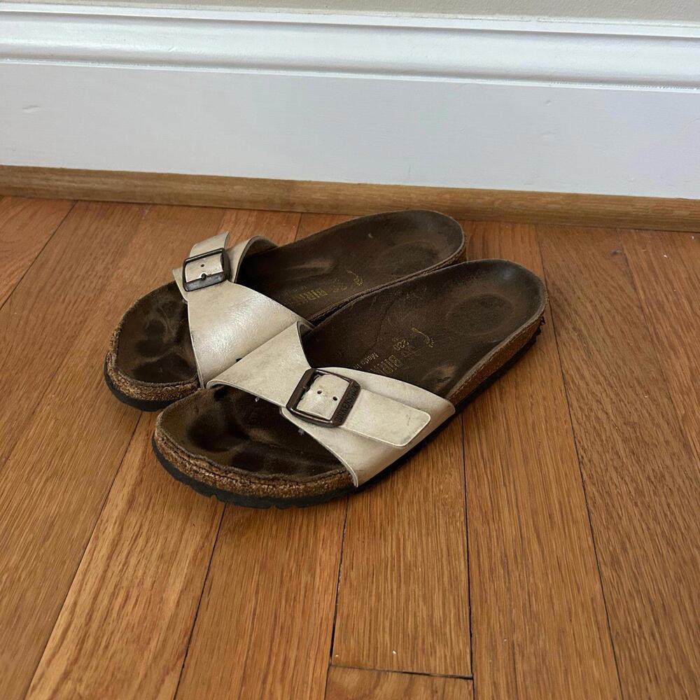Birkenstock Madrid Cream Metallic Slide Leather Strap Sandals Women’s Size 5.5